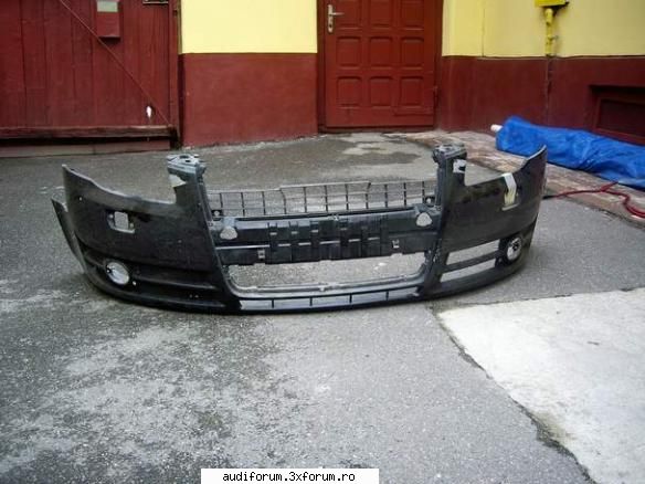 vand bara model 2005 vand bara audi model 2005 suport numar far..negru metalizat efect perla